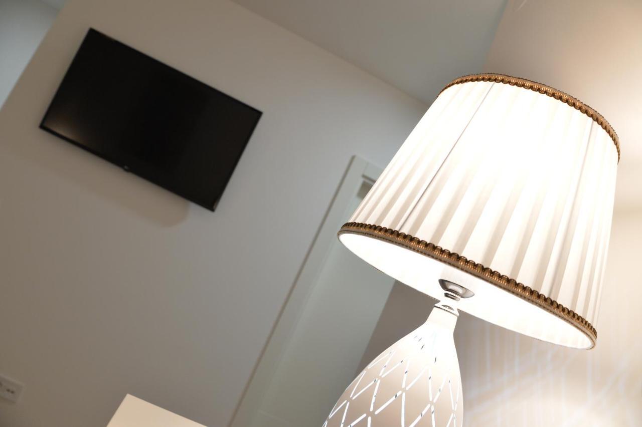Pupin Palata Business Apartman B5 Новий Сад Екстер'єр фото